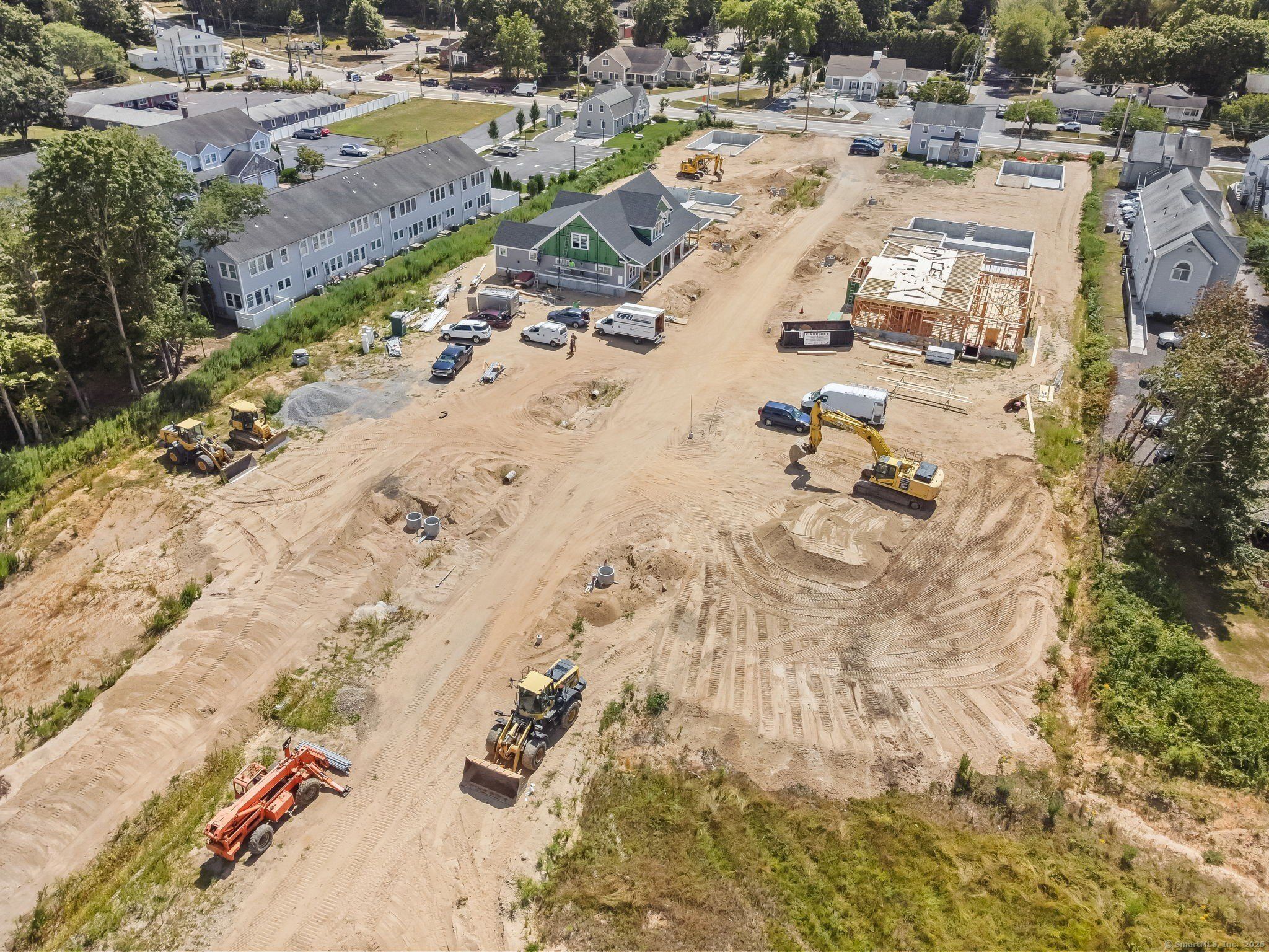 151153 E Main Street. Clinton, CT 06413