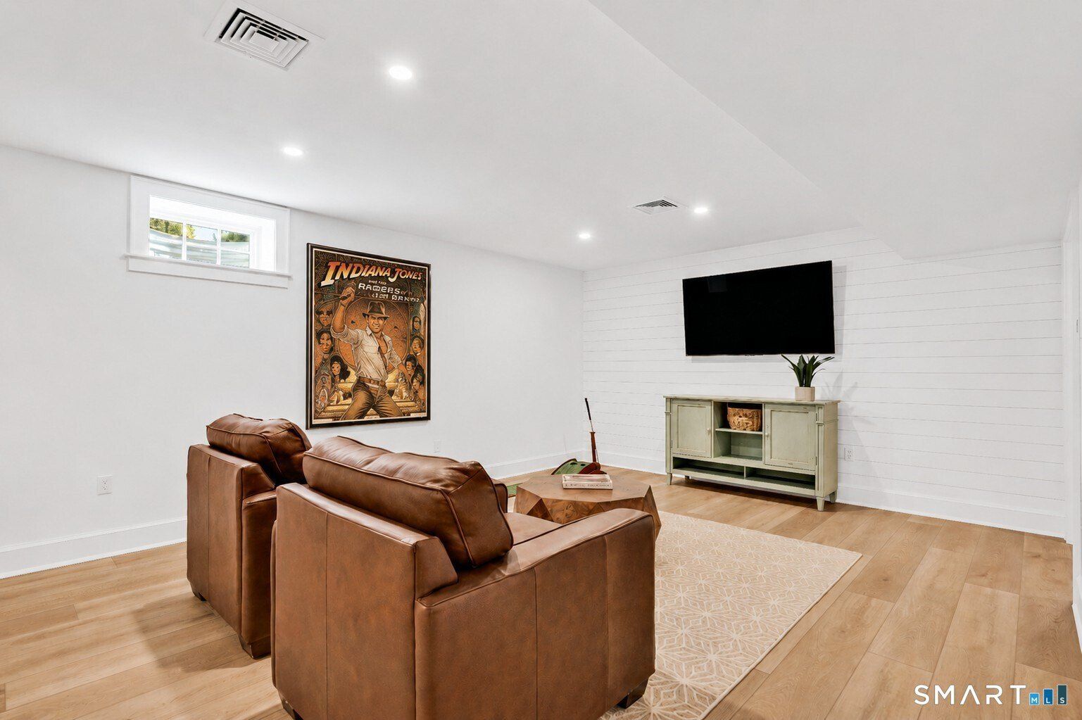 920 Old Post Road. Fairfield, CT 06824
