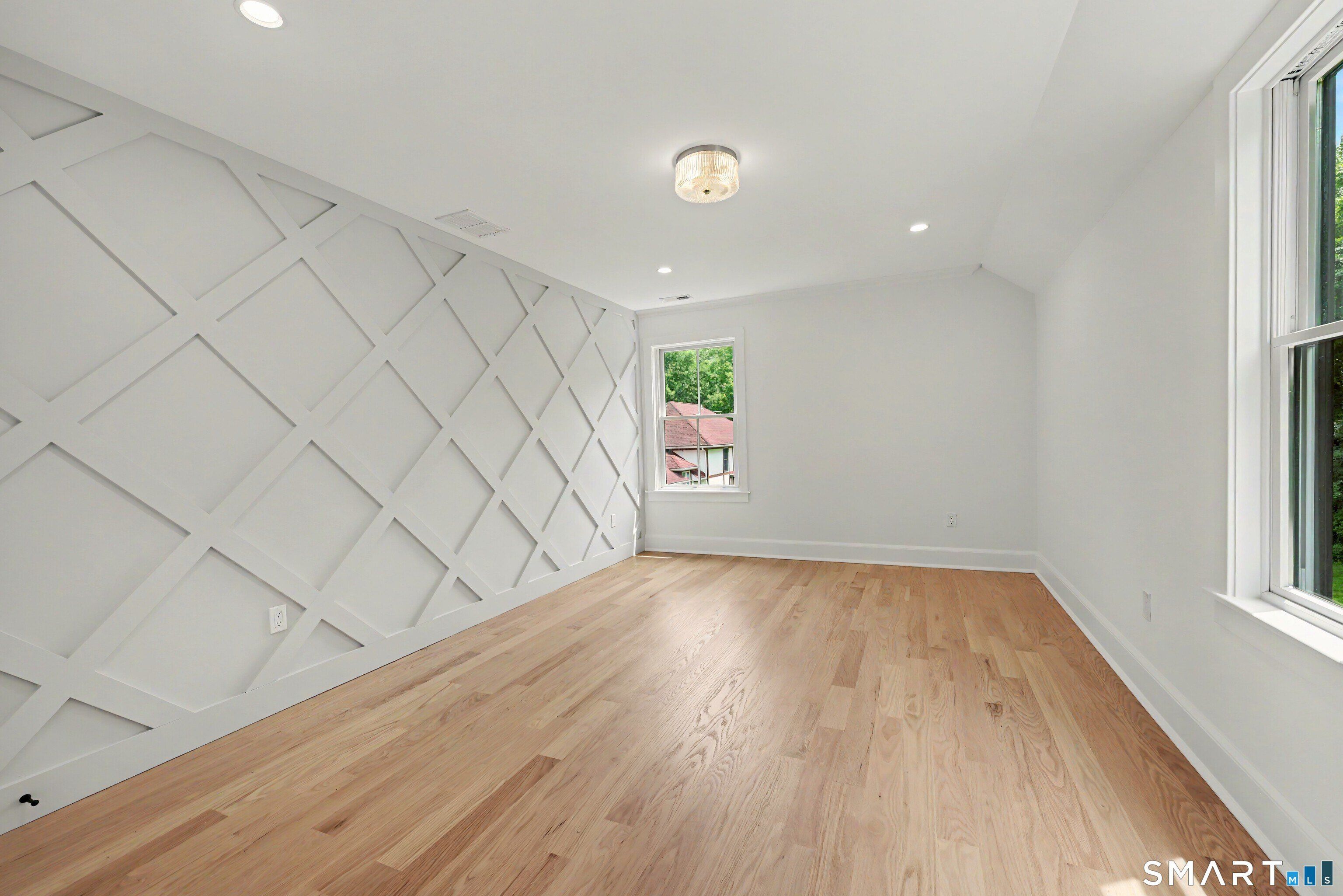 149 Don Bob Road. Stamford, CT 06903