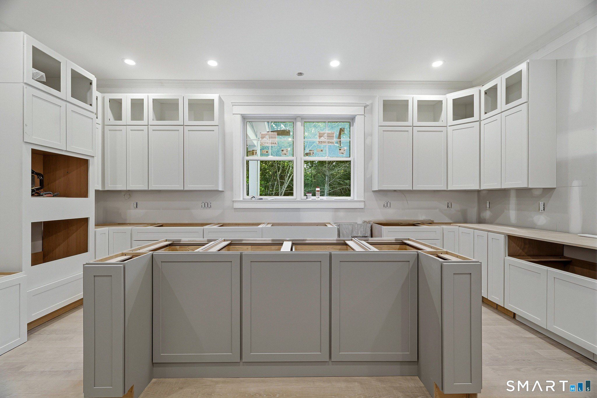 41B Whippoorwill Road. Old Lyme, CT 06371