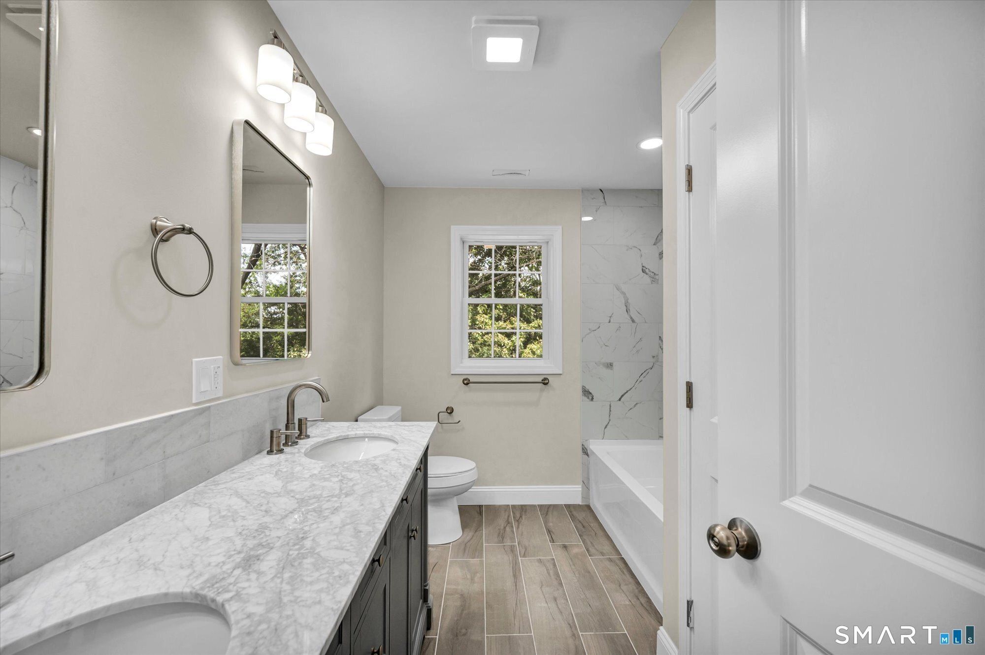 33 Brightwood Lane. West Hartford, CT 06110