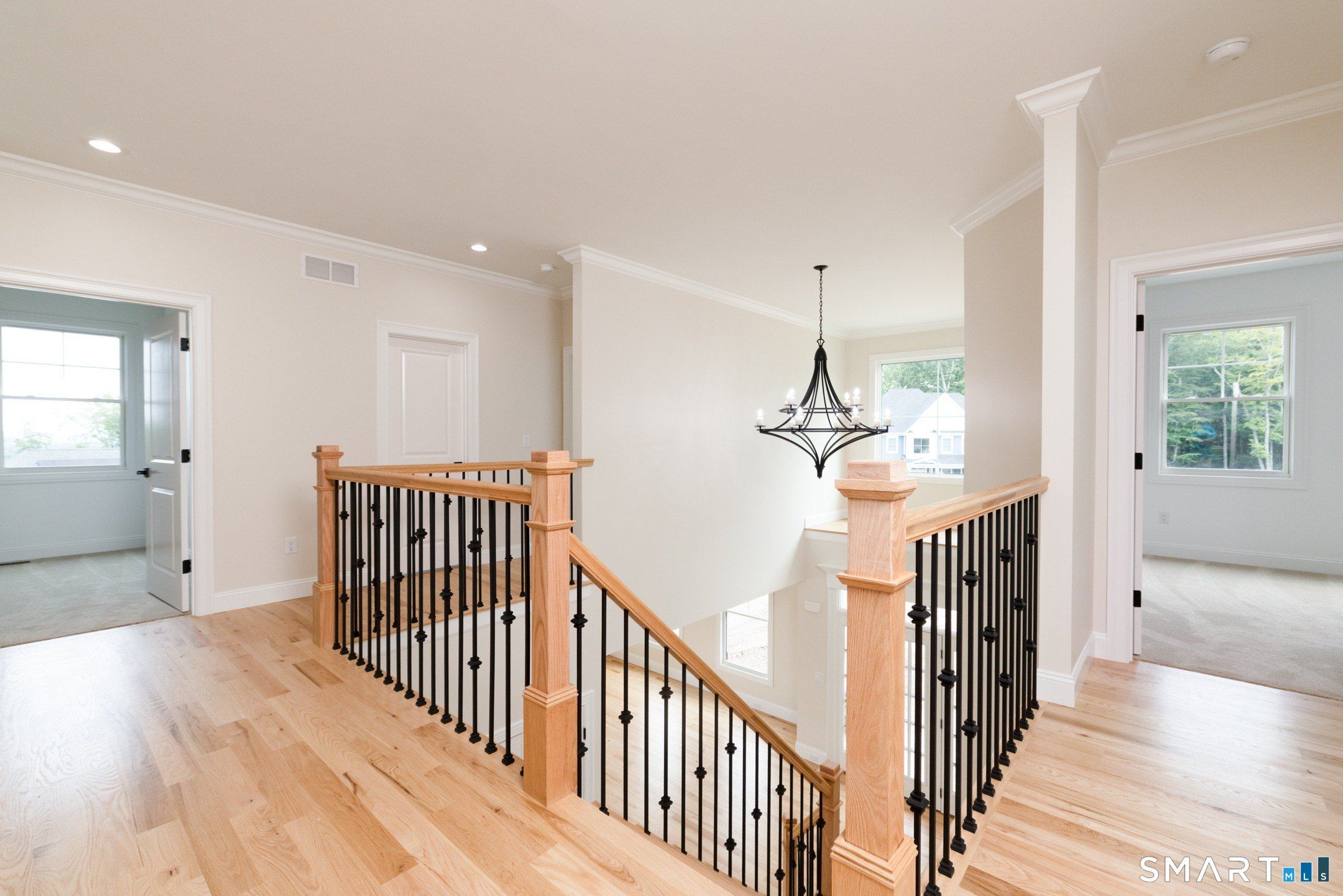 5 Steven Circle. Farmington, CT 06032