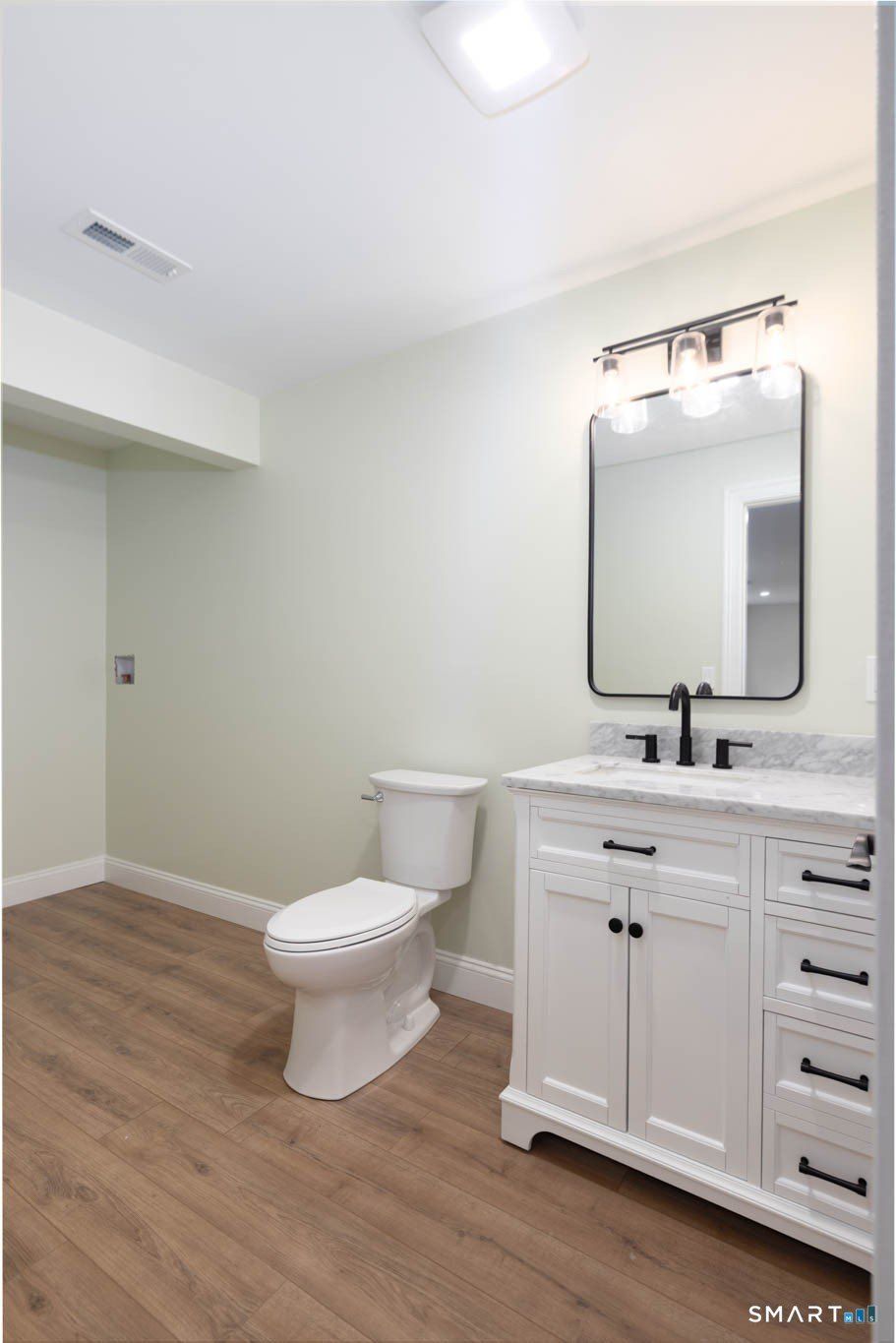 124 Nooks Hill Road. Cromwell, CT 06416