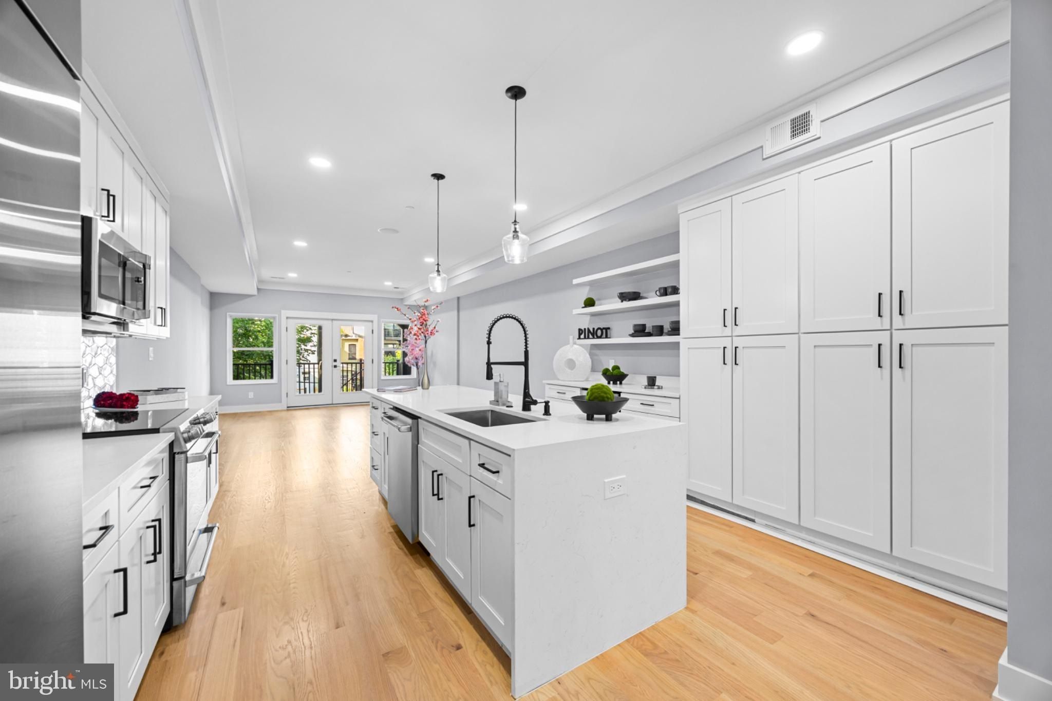 1329 Irving Street Nw. Washington, DC 20010