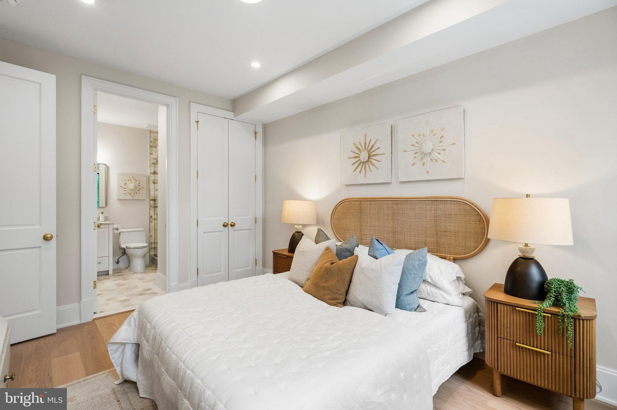5113 Sherier Place Nw. Washington, DC 20016