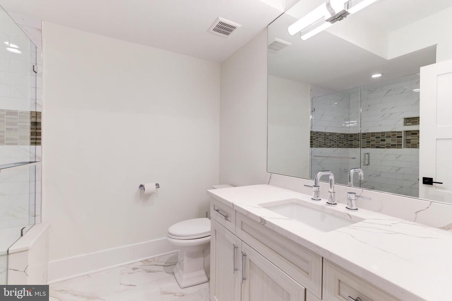 3550 Whitehaven Pkwy Nw. Washington, DC 20007