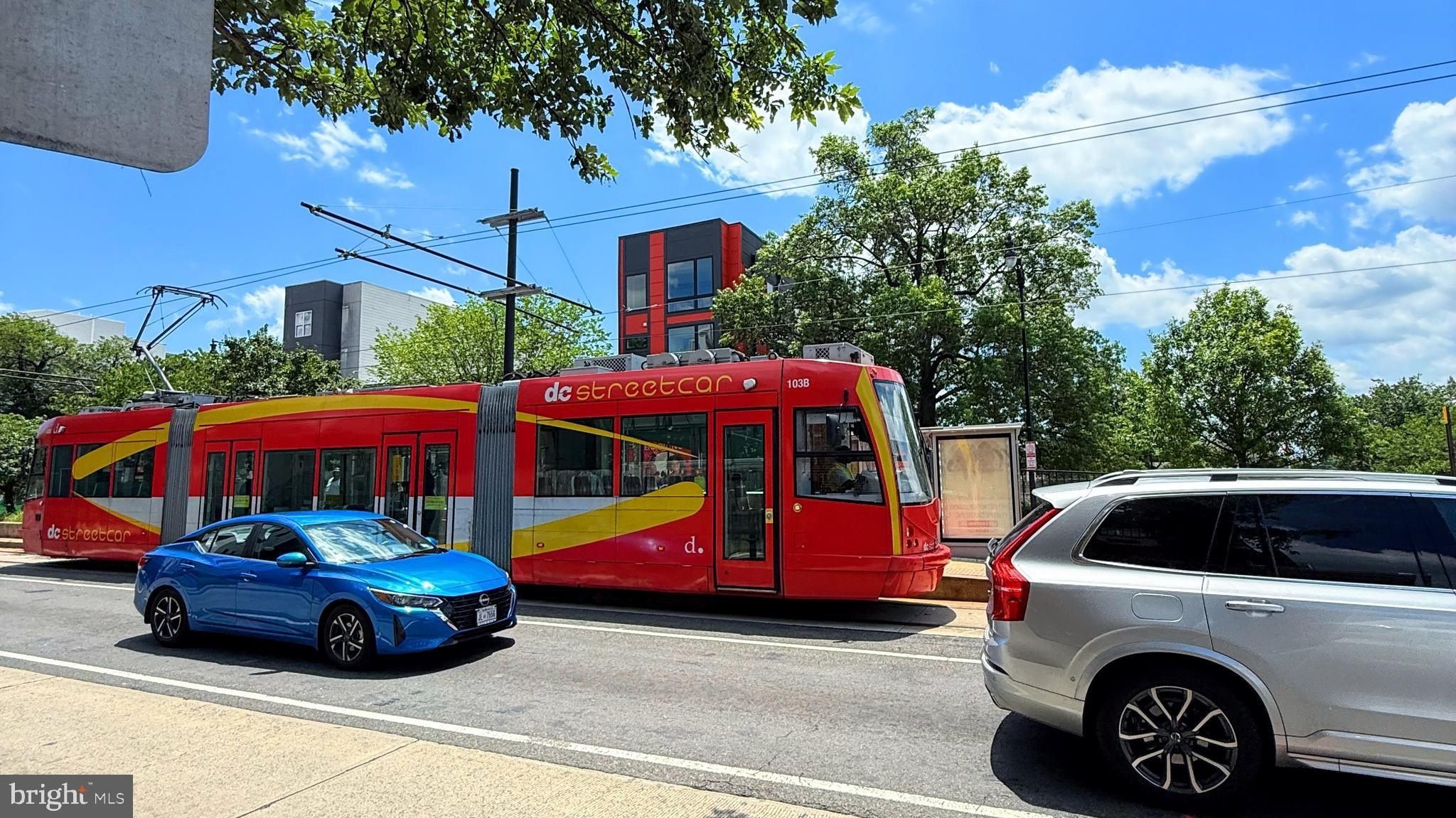 1915 Benning Road Ne Unit Ph1. Washington, DC 20002