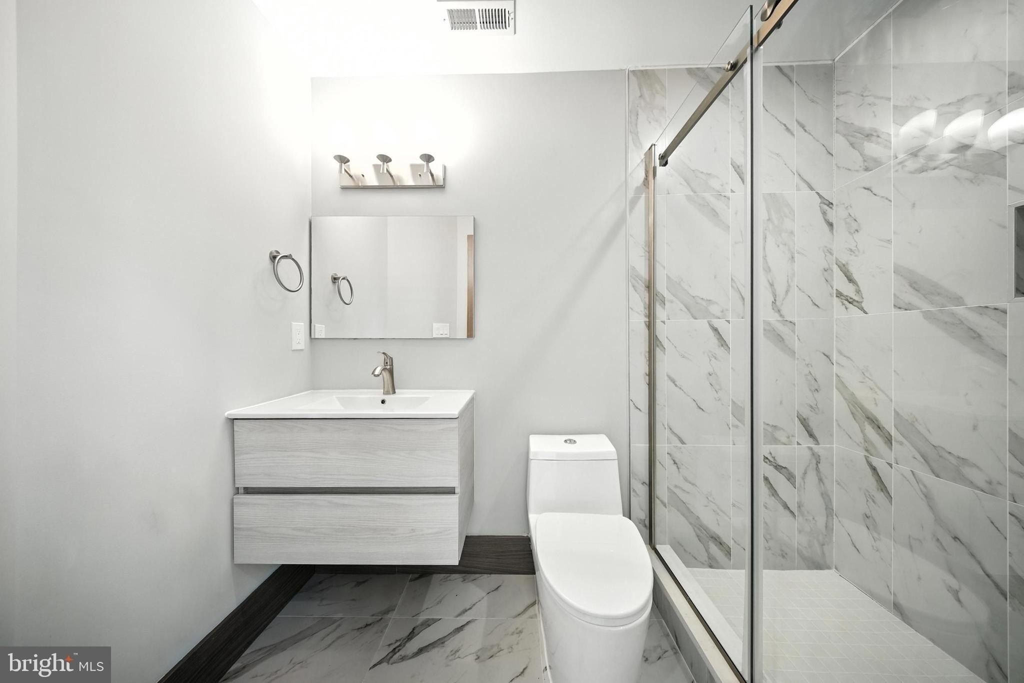 2109 M Street Ne Unit 8. Washington, DC 20002