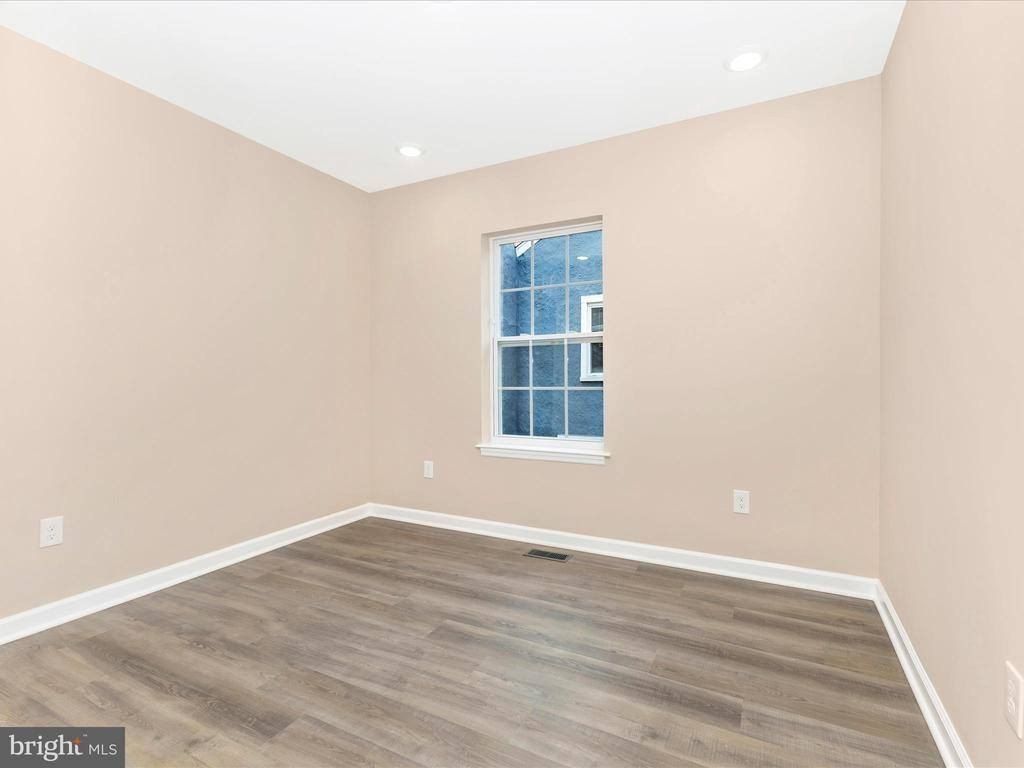 4820 Hayes Street Ne. Washington, DC 20019