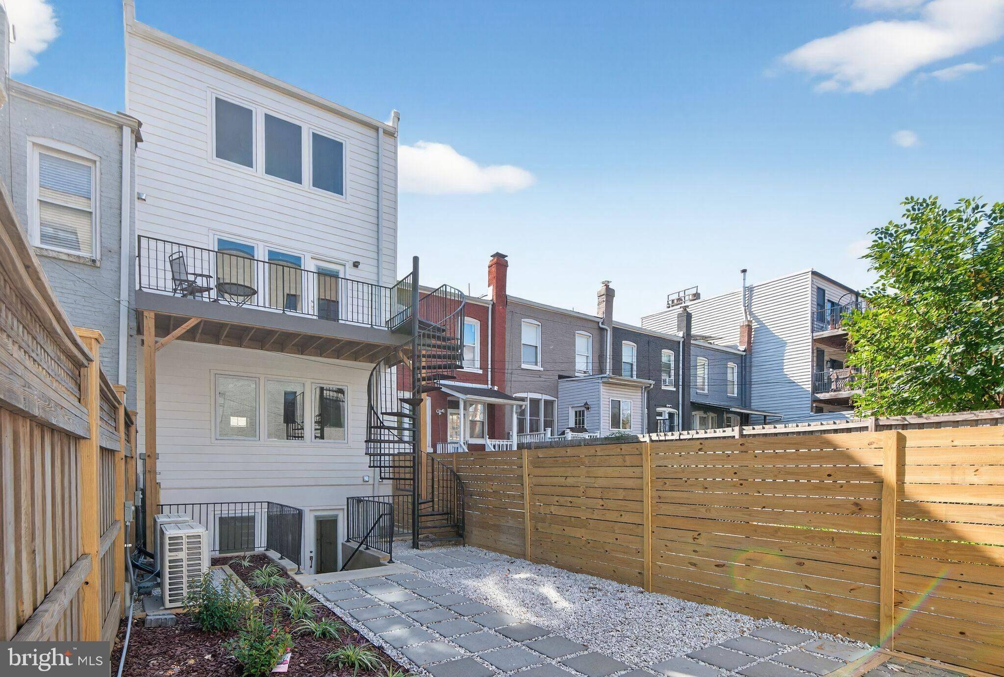 3303 Sherman Avenue Nw Unit A. Washington, DC 20010