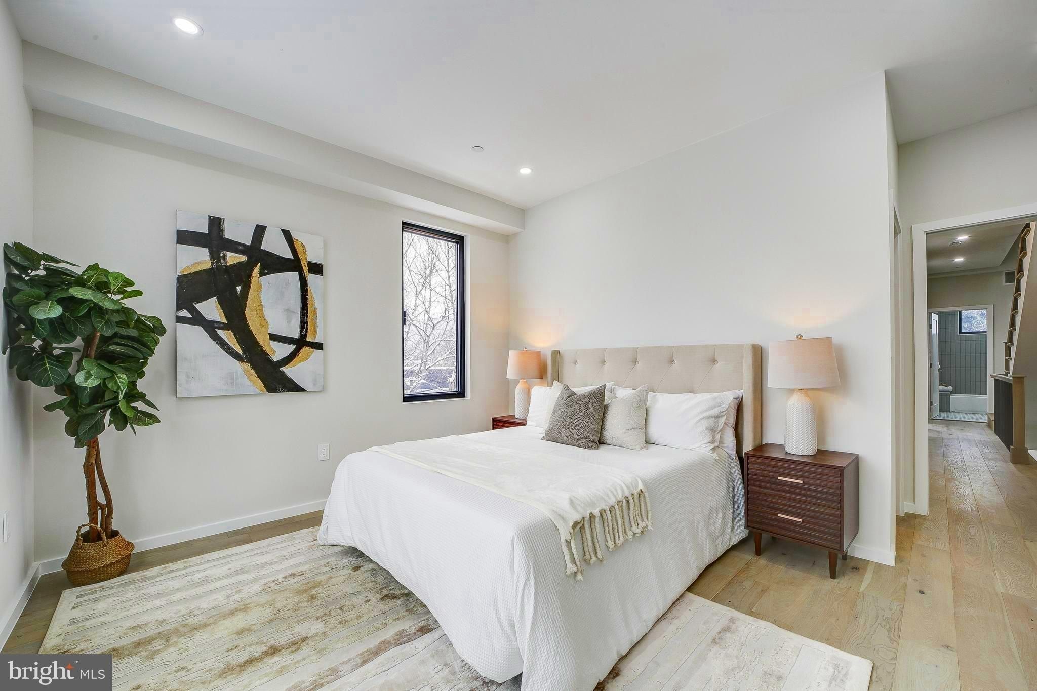 1146 16Th Street Ne Unit B. Washington, DC 20002