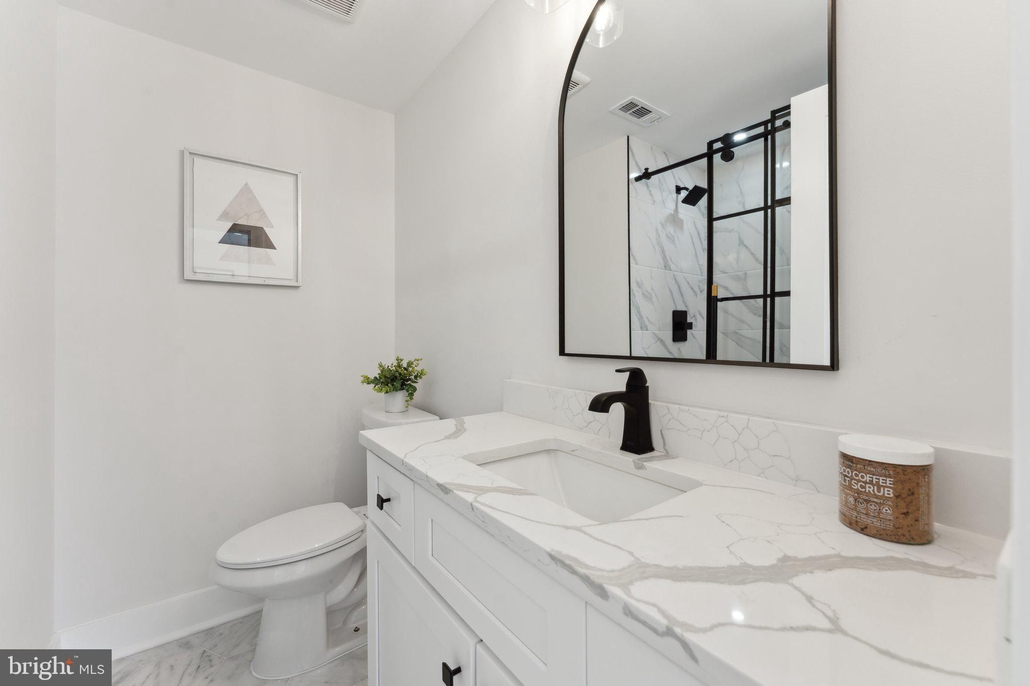 6 Adams Street Nw Unit 2. Washington, DC 20001