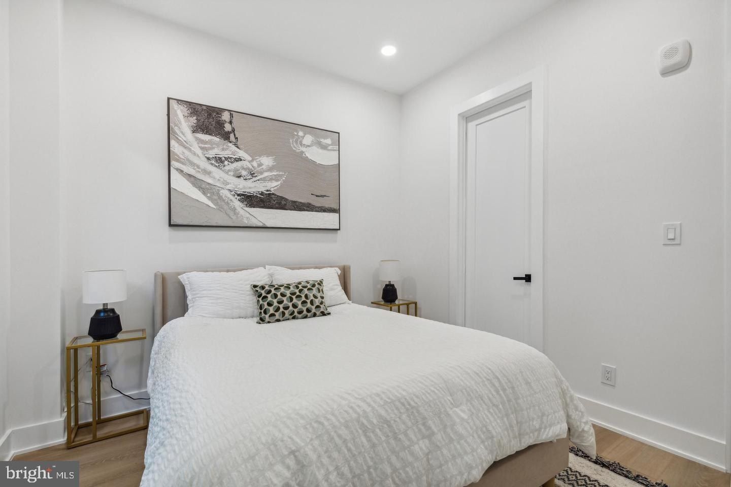 705 Quincy Street Ne Unit 2F. Washington, DC 20017