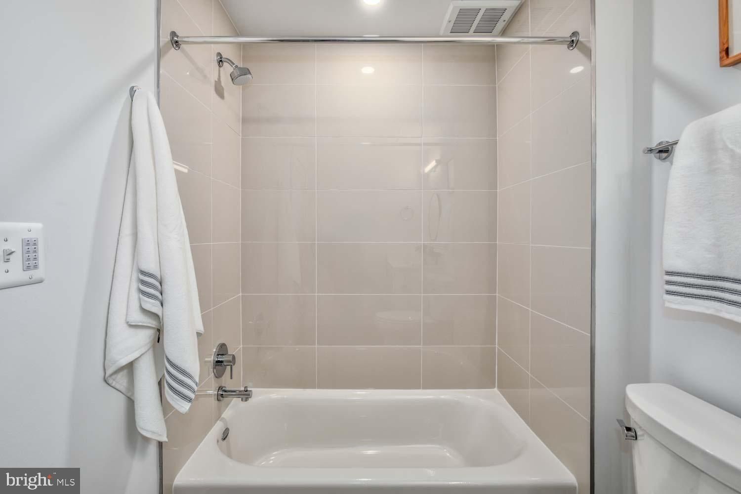 2310 4Th Street Ne Unit B5. Washington, DC 20002