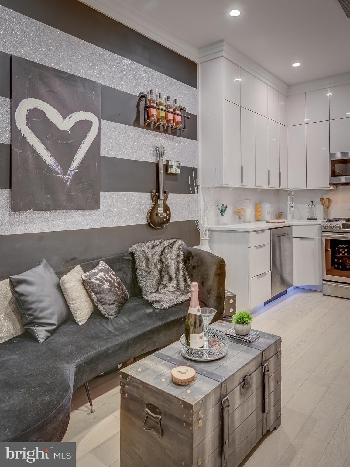 3527 14Th Street Nw Unit 2. Washington, DC 20010