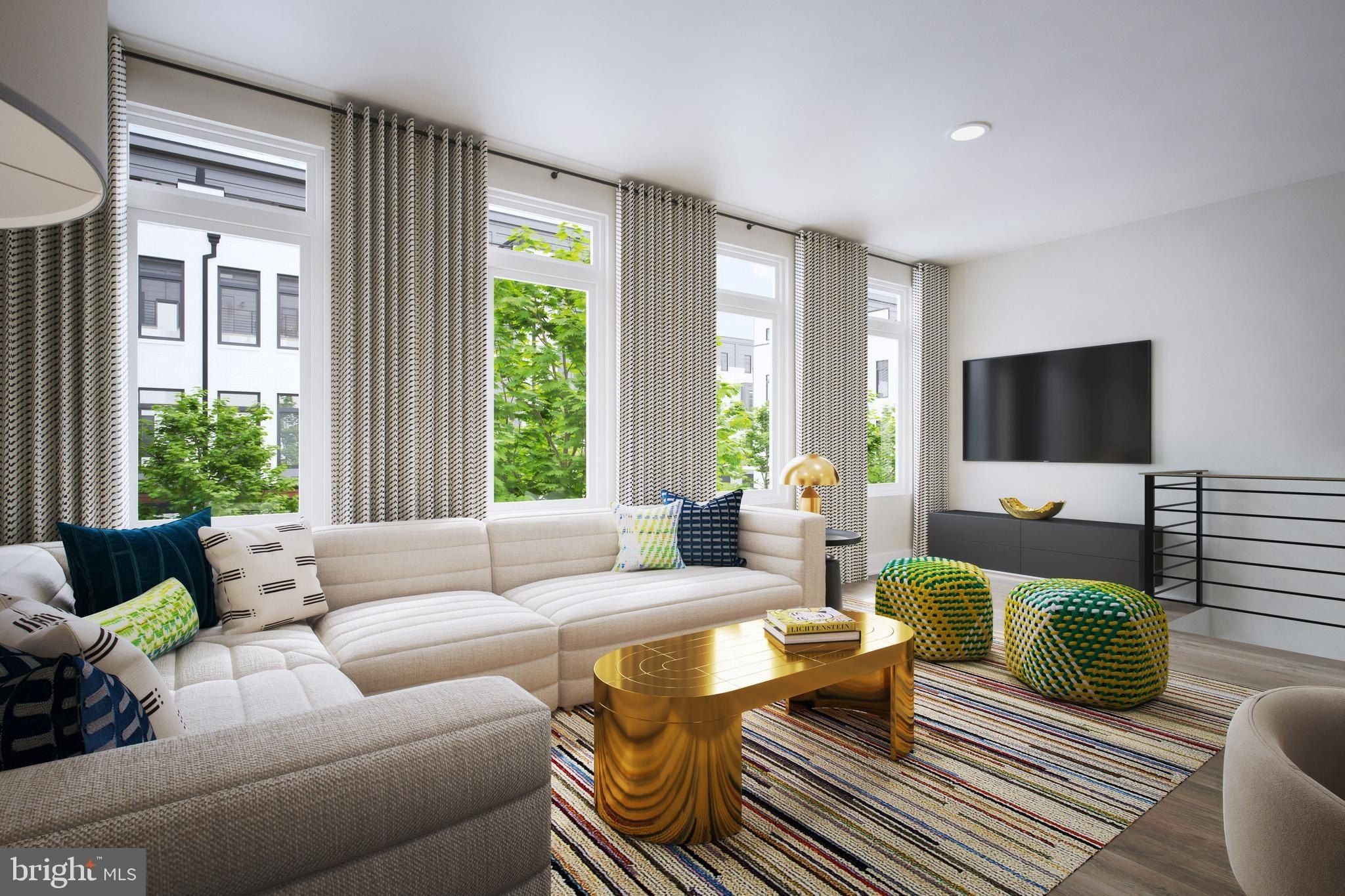 61 Lower Service Court Nw Unit Powell 819. Washington, DC 20001