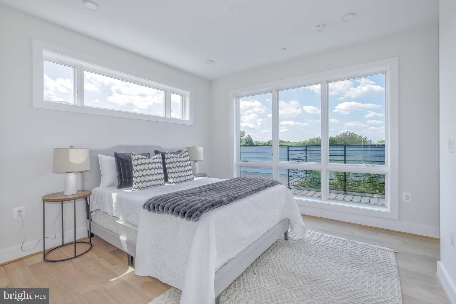 4347 Harrison Street Nw Unit 8. Washington, DC 20015