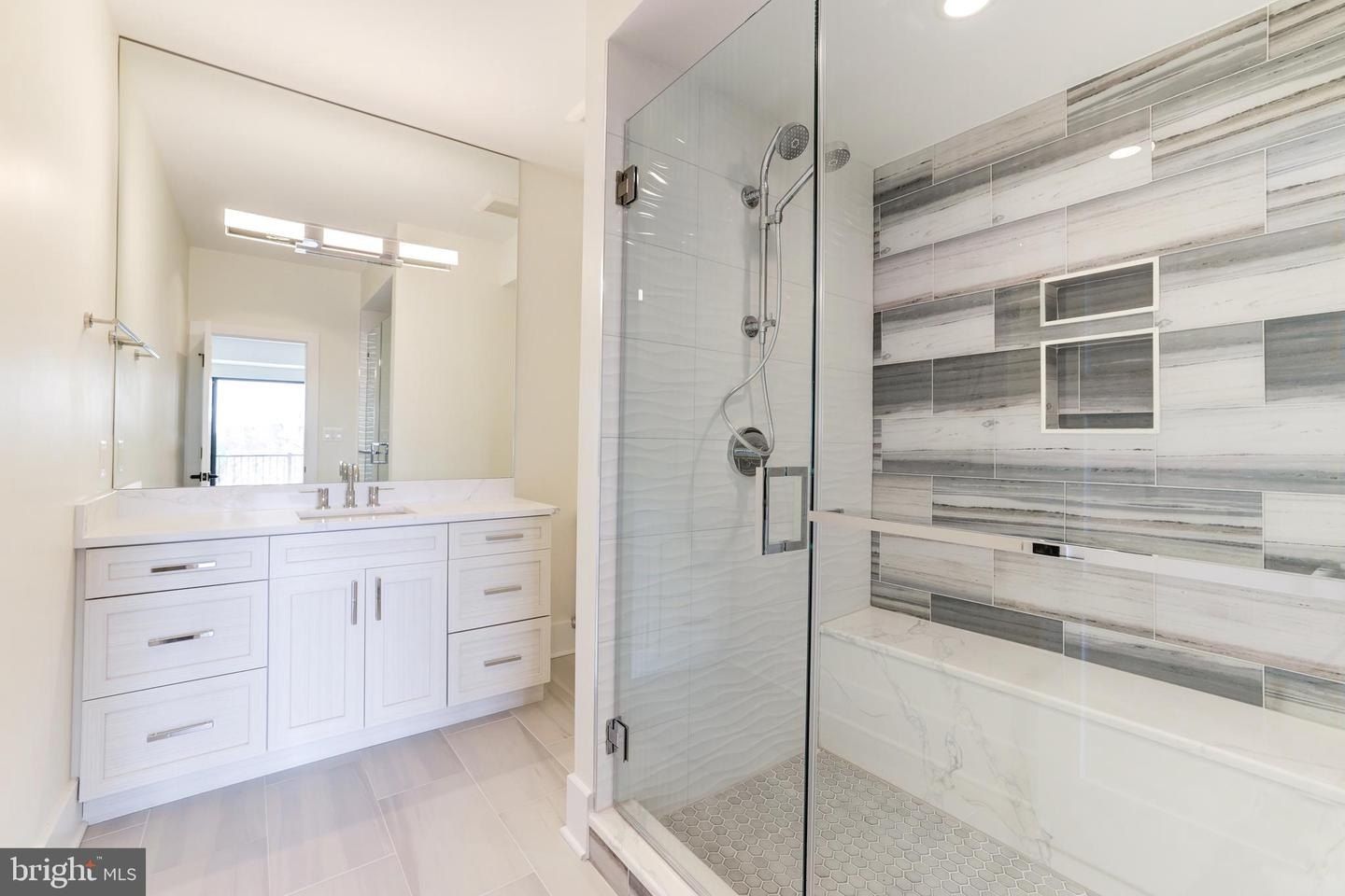 3550 Whitehaven Pkwy Nw. Washington, DC 20007