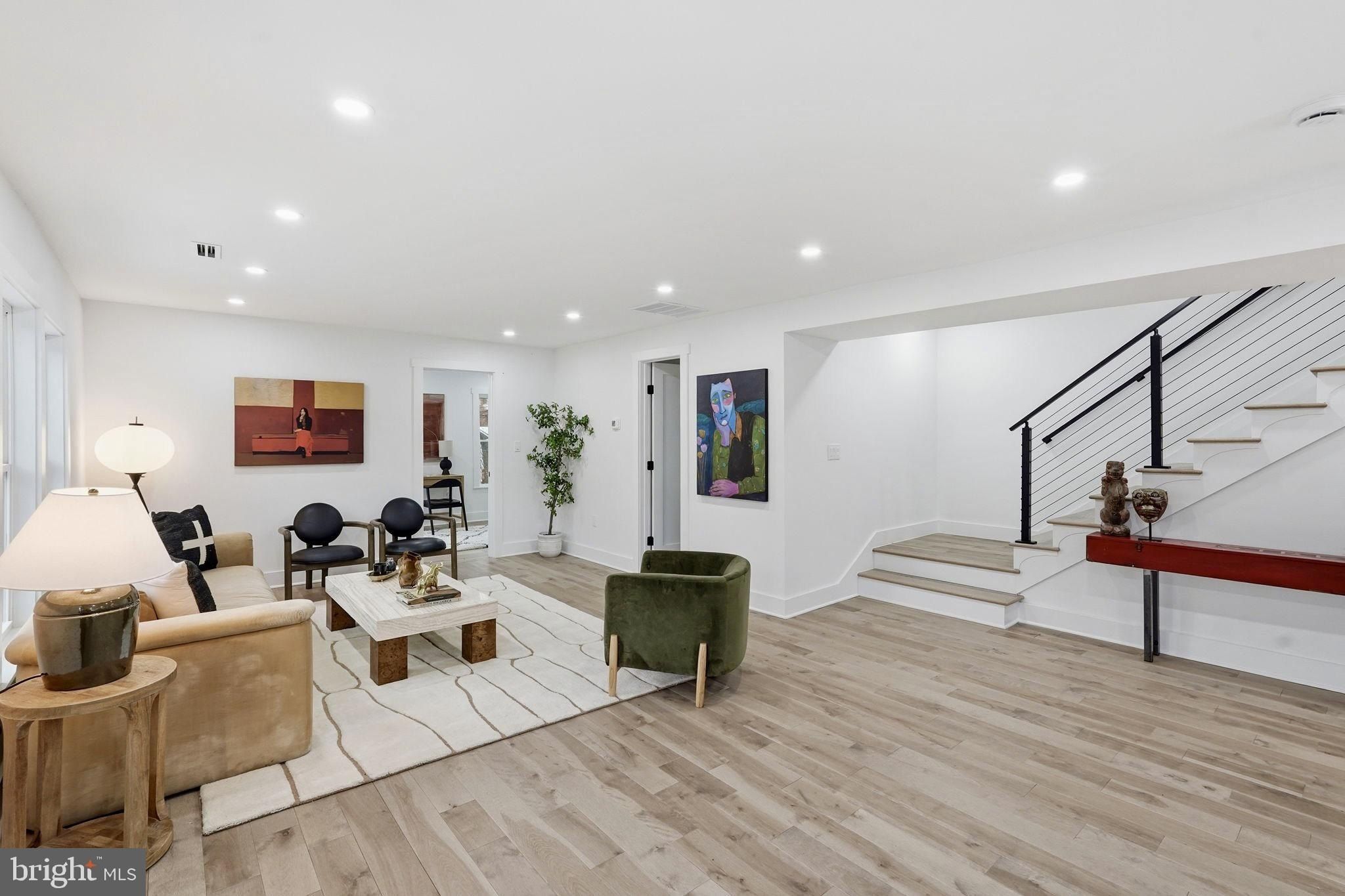 1355 Longfellow Street Nw. Washington, DC 20011