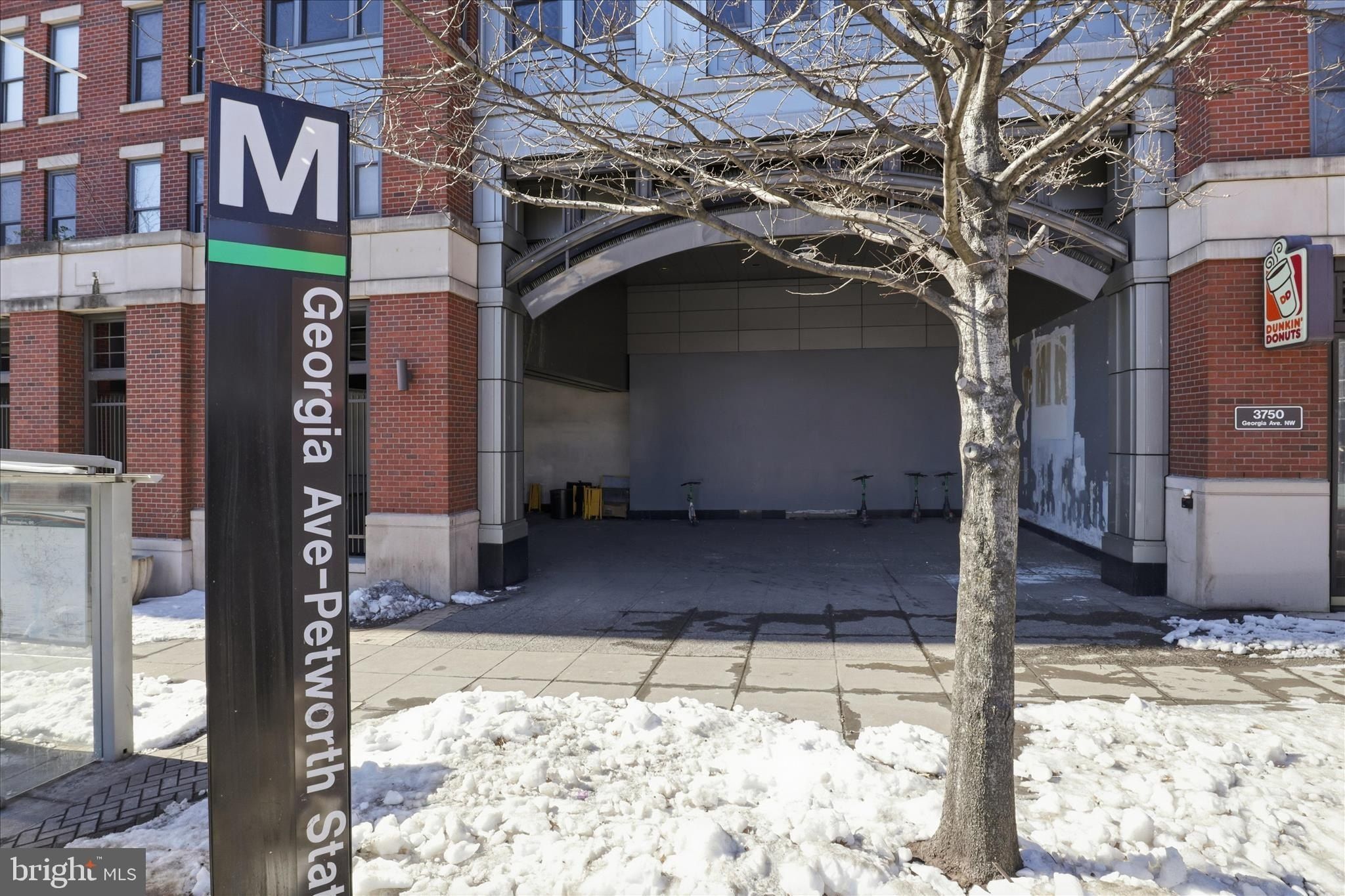 4014 Georgia Avenue Nw Unit 101. Washington, DC 20011