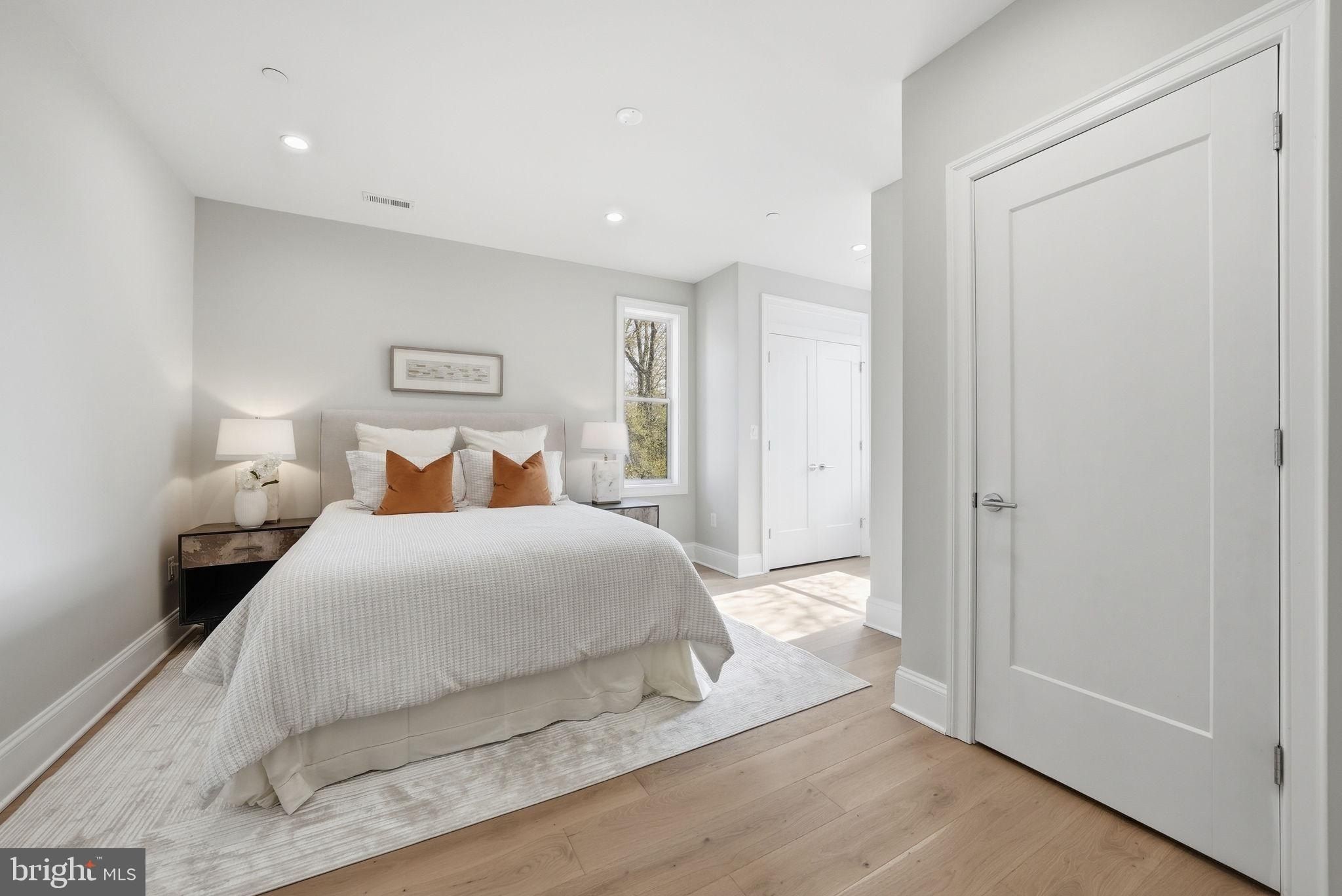 5047 Macarthur Boulevard Nw. Washington, DC 20016