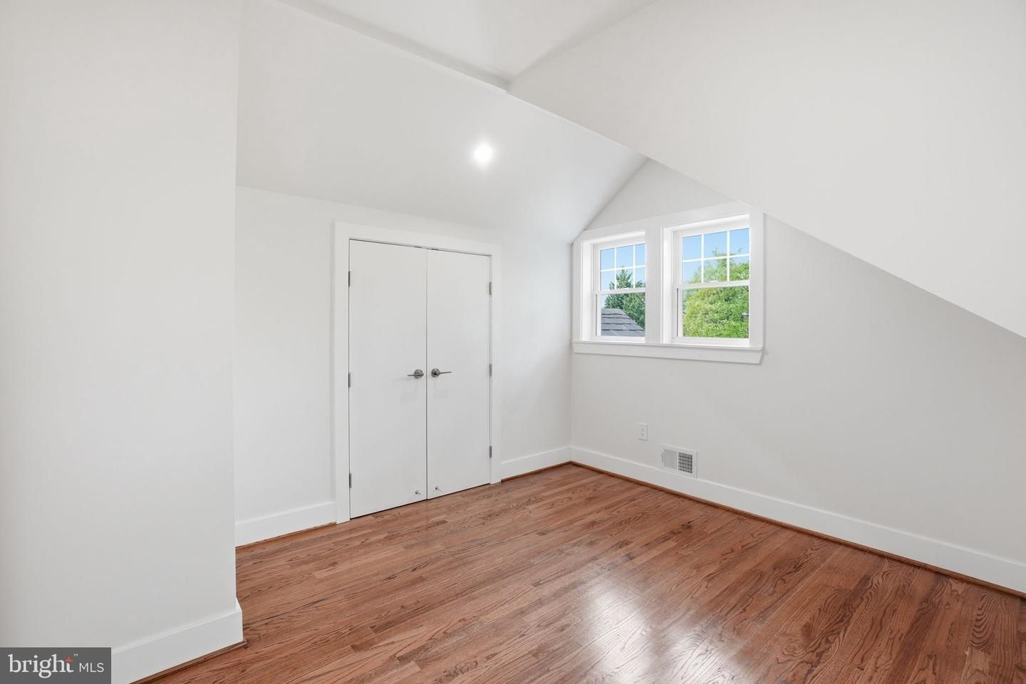 4720 Ellicott St Nw. Washington, DC 20016