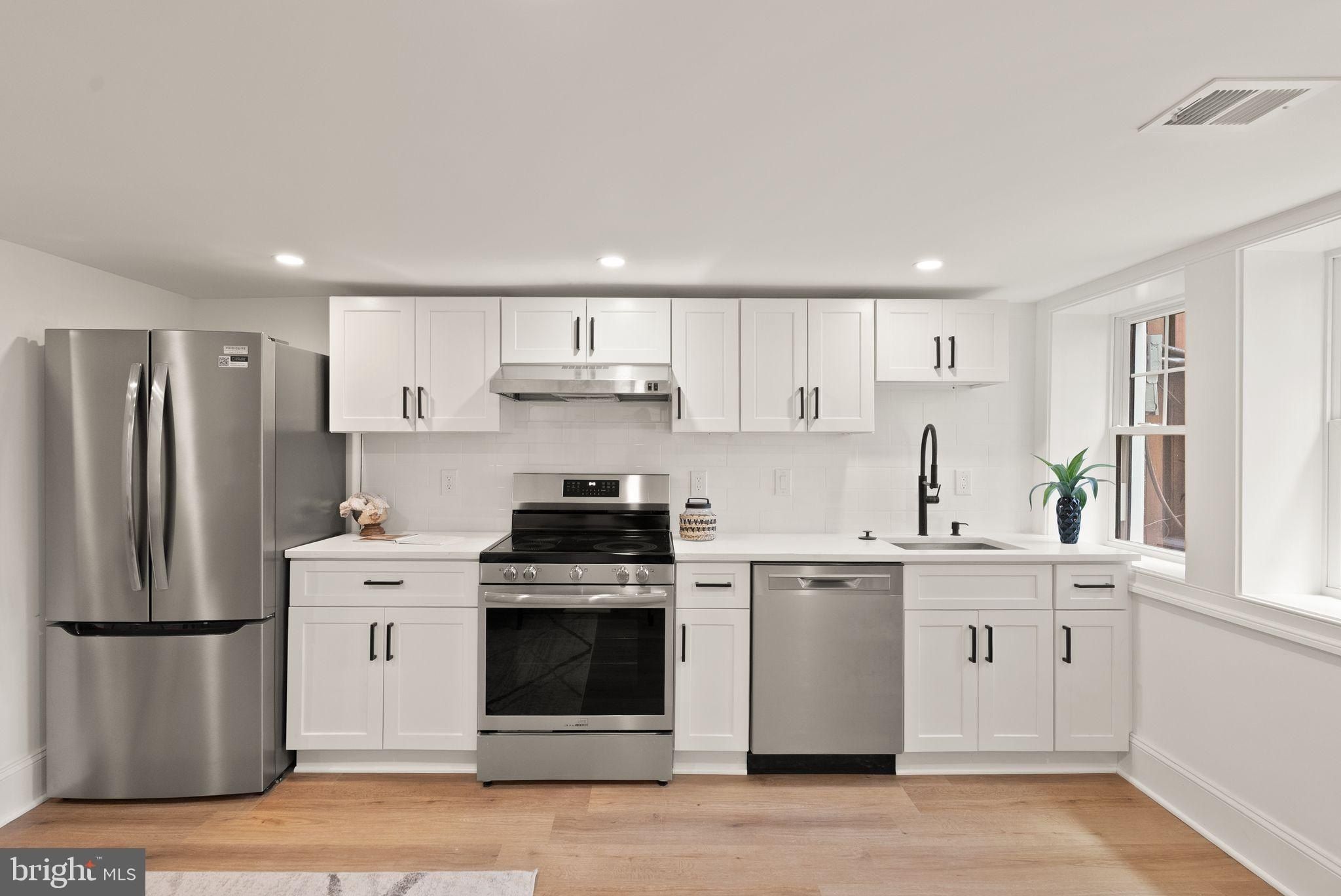 1818 Kenyon Street Nw. Washington, DC 20010