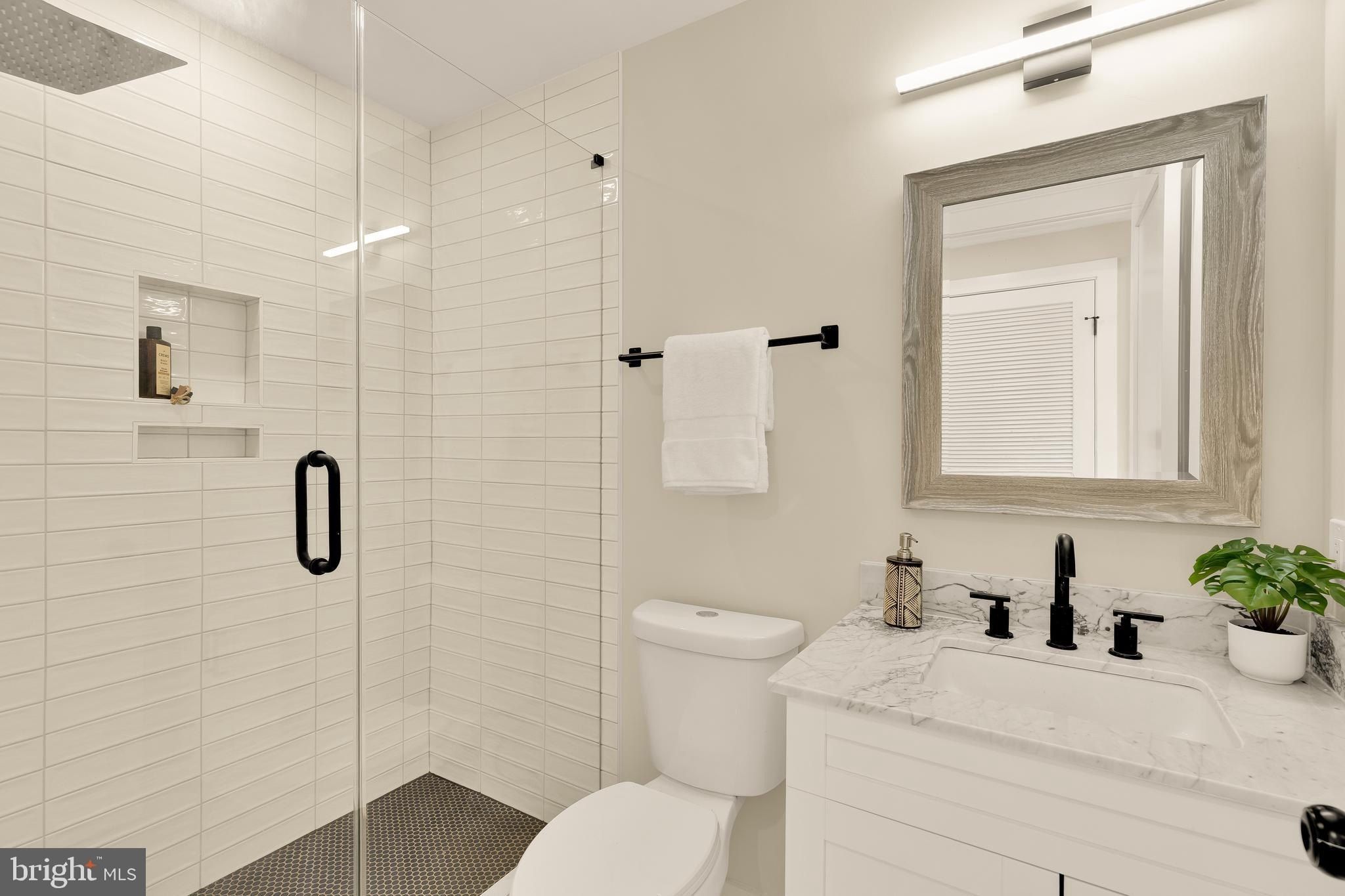 2606 41St Street Nw. Washington, DC 20007