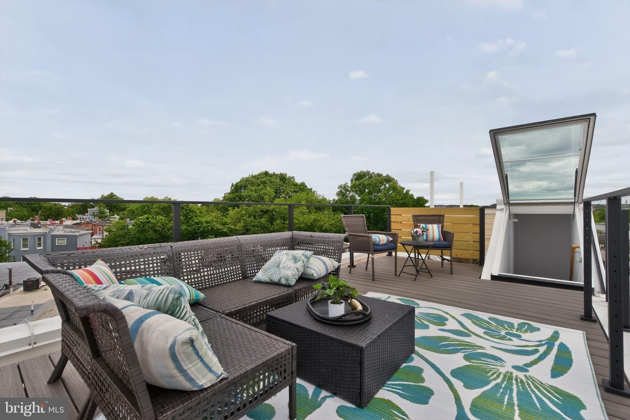 1516 N Carolina Avenue Ne. Washington, DC 20002