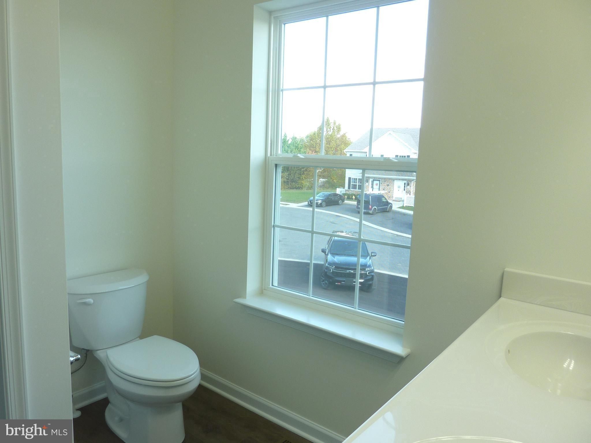 63 Cotswood Court. Smyrna, DE 19977