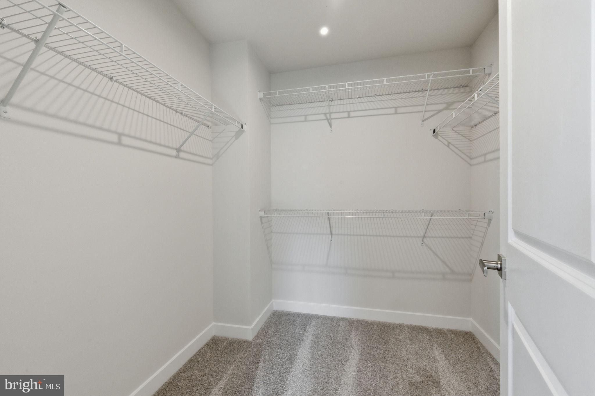 77 Charleston Circle. Dover, DE 19904