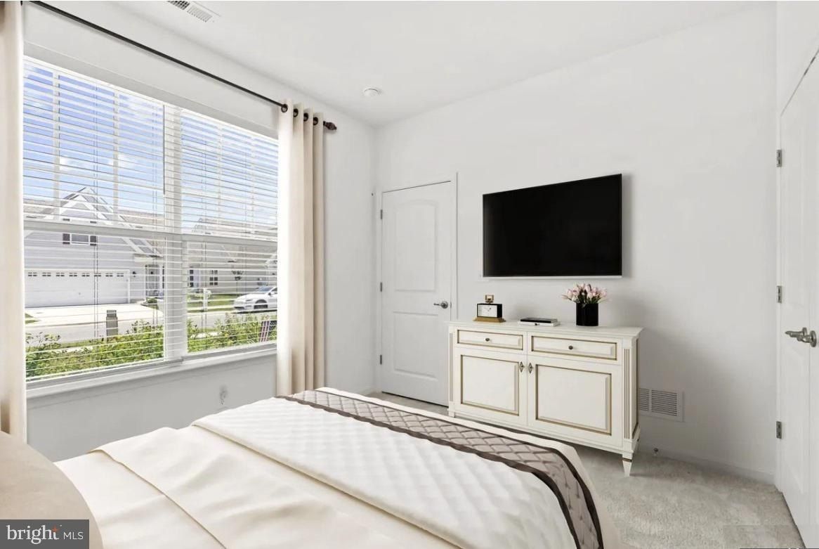 01 Fairmont Lane. Dover, DE 19904