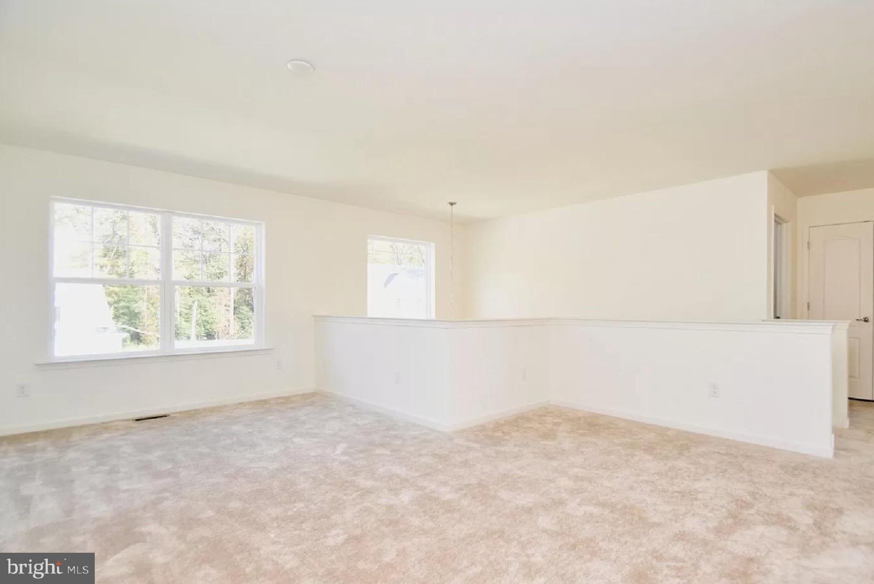 20 Cliff Drive. Felton, DE 19943