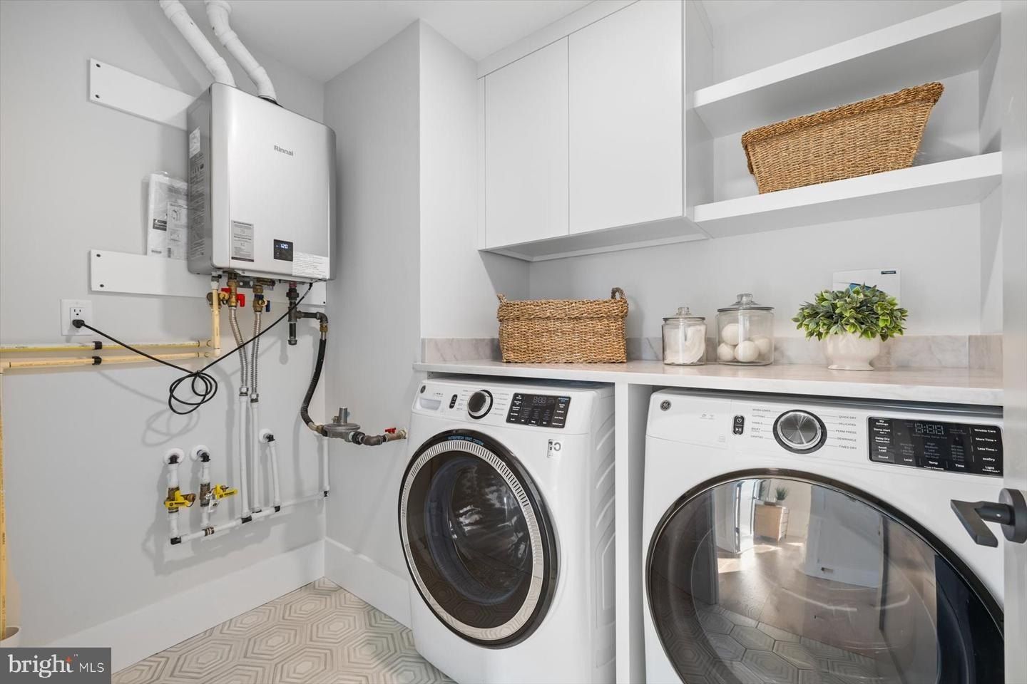 318 York Rd. South Bethany, DE 19930