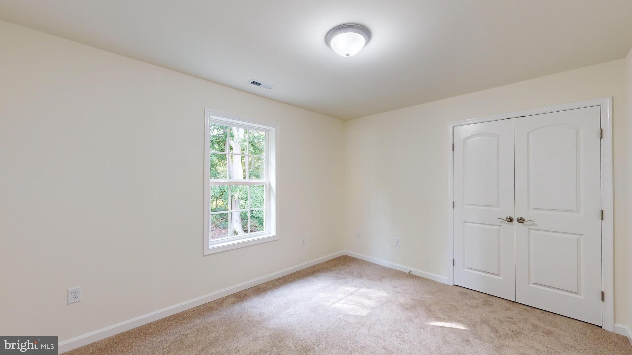 107 Nicholas Court. New Castle, DE 19720