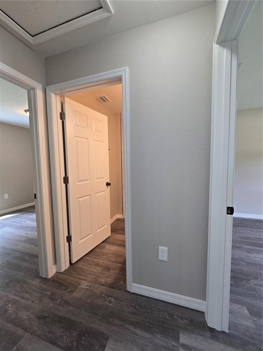 30 Sequoia Drive Trace. Ocklawaha, FL 32179