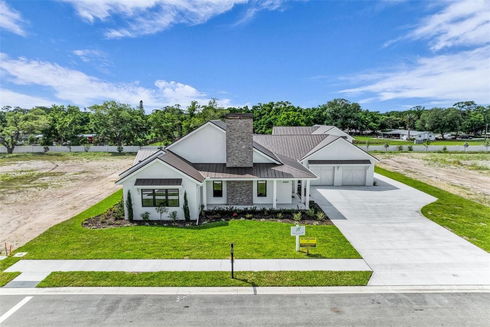 6609 Paladin Court. Sarasota, FL 34241