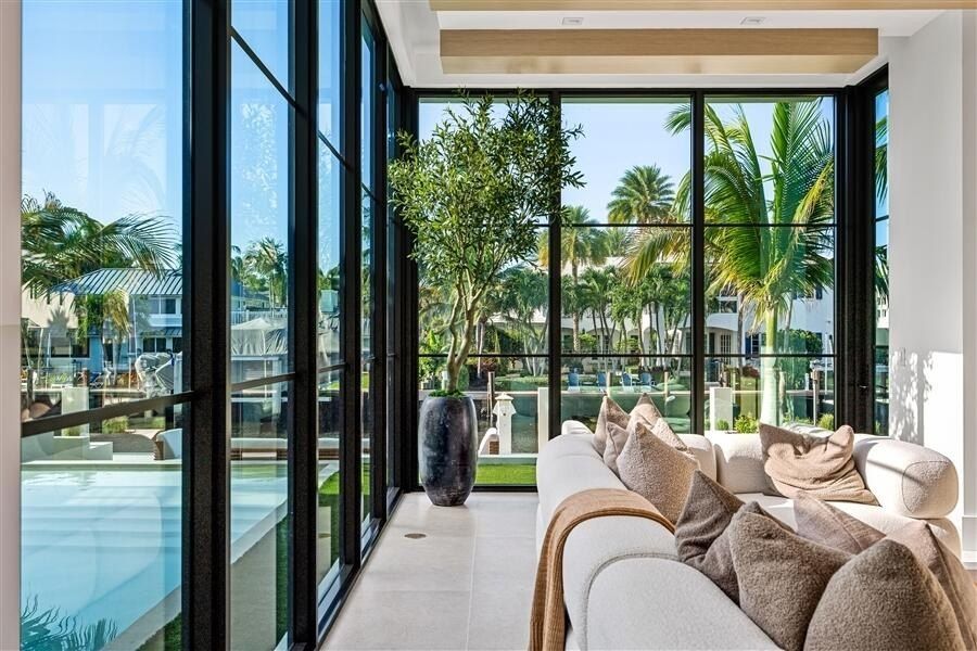 1117 Beach Drive. Delray Beach, FL 33483