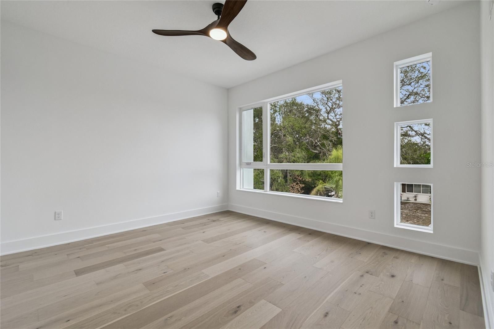 5406 N Pershing Place. Tampa, FL 33603