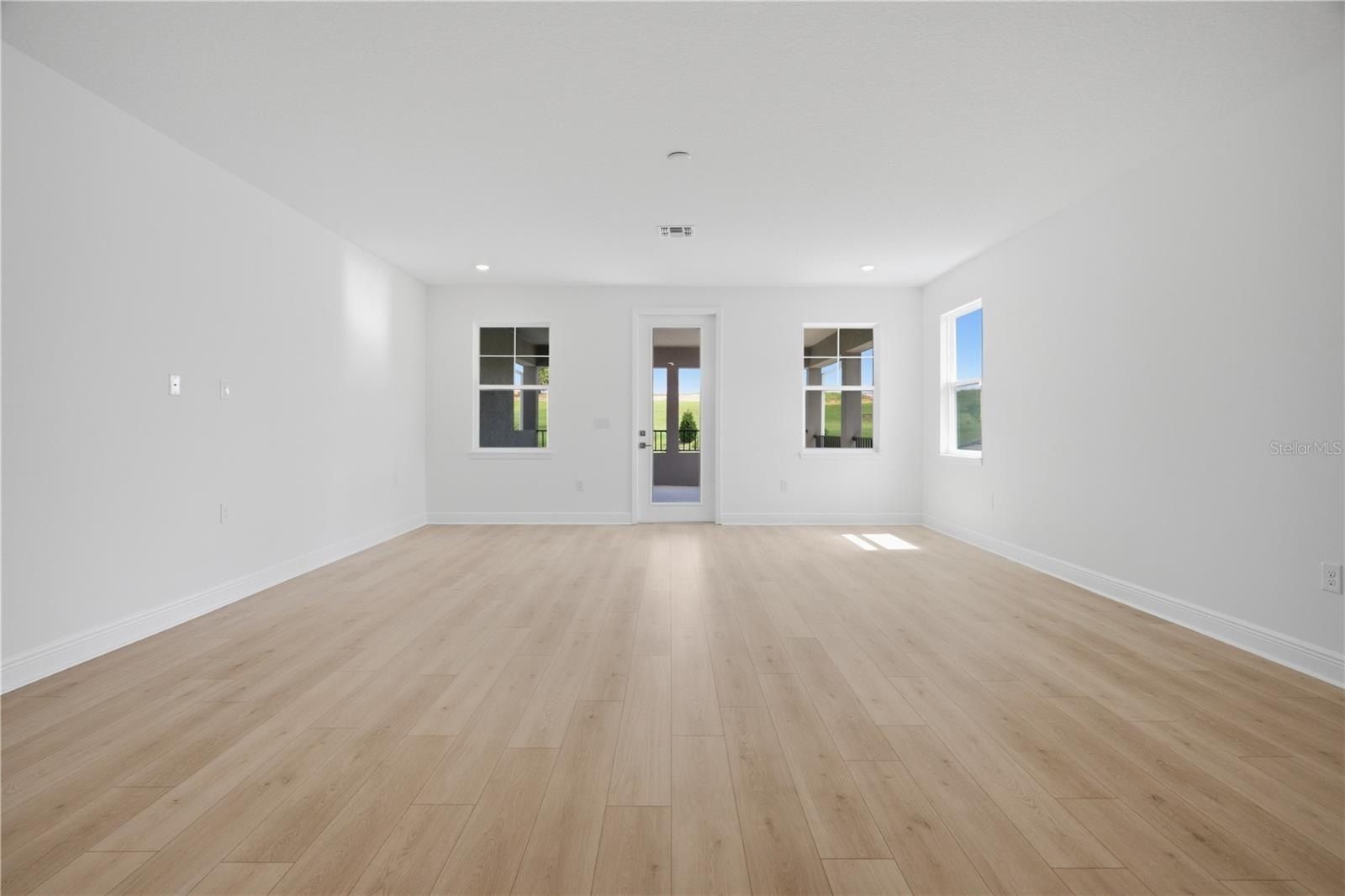 16114 Volterra Point. Bella Collina, FL 34756