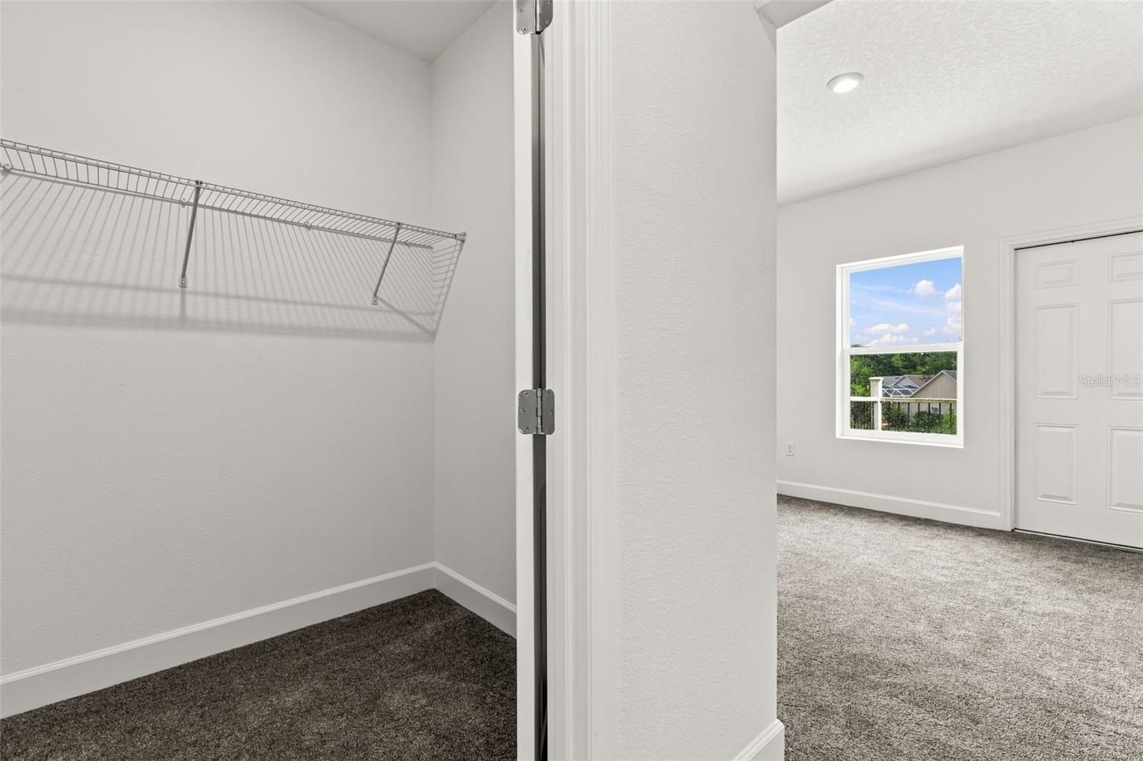 458 Lake Shore Parkway. Davenport, FL 33896