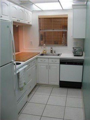2400 Ne 10Th Street Ne. Pompano Beach, FL 33062