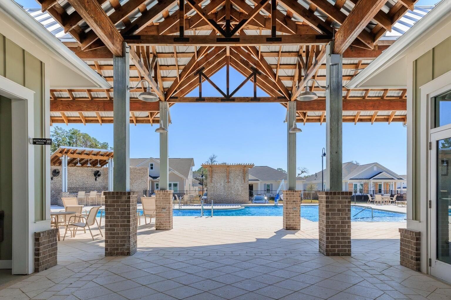 411 Marsh Deer Run. Niceville, FL 32578