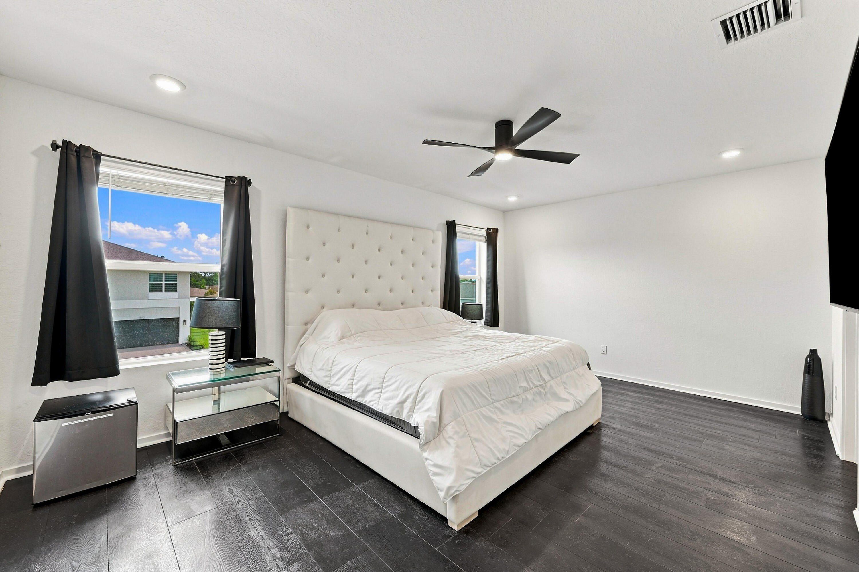 4514 Catalina Way. Greenacres, FL 33463