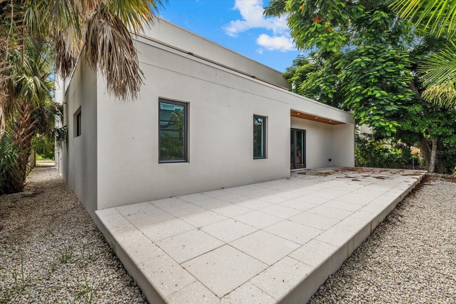 1675 5Th Street. Sarasota, FL 34236