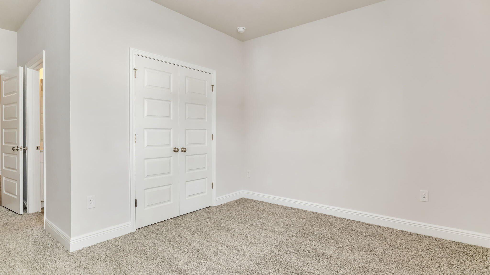 5727 Dearing Street. Crestview, FL 32539