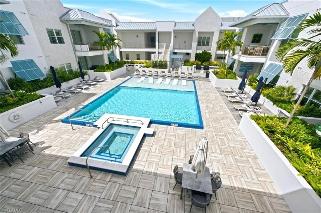 201 8Th St S 309. Naples, FL 34102