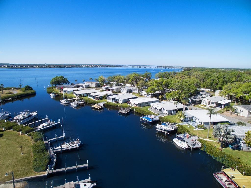 3752 Vine Trail. Ellenton, FL 34222