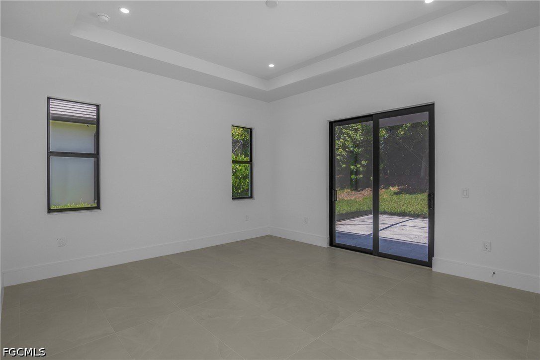 14318 Charthouse Circle. Naples, FL 34114
