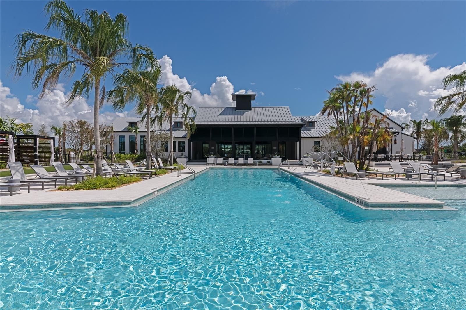 844 Blue Shell Loop. Sarasota, FL 34240